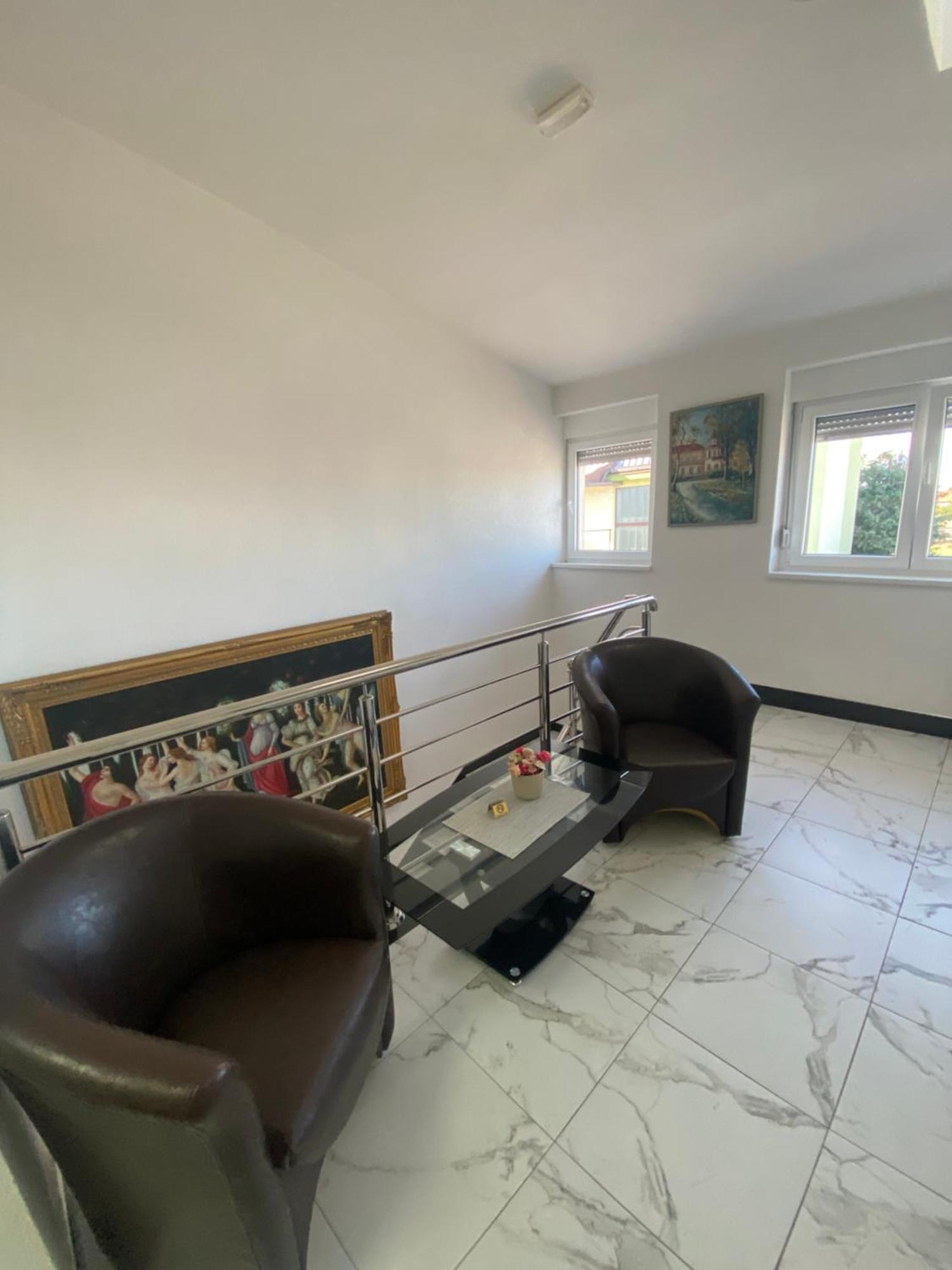 Vila Safir Loznica Exterior foto